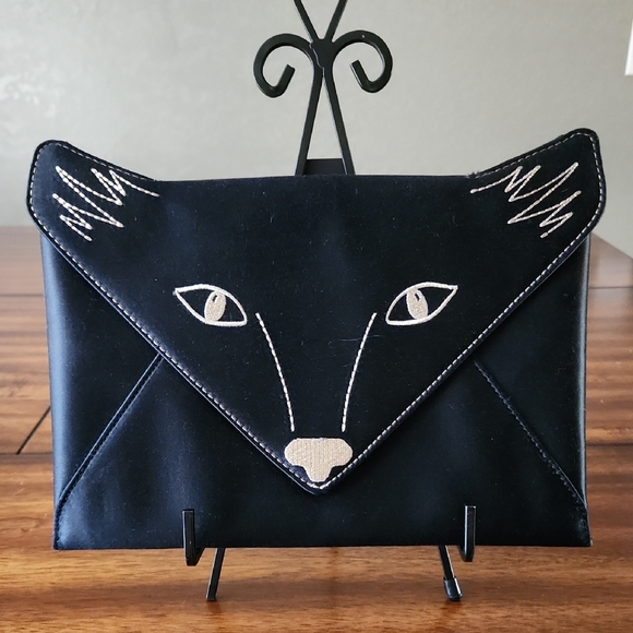 BCBGMAXAZRIA "Foxy" Envelope W/Fox Face Embroidery Clutch - Picture 1 of 11